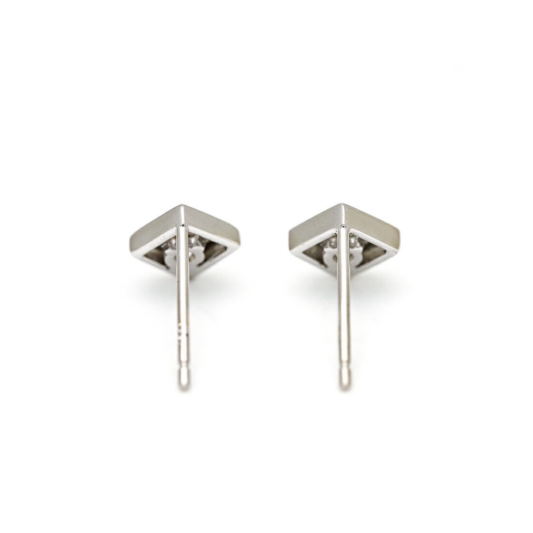 umu -アム- FINE JEWELRY STUIDIOダイヤモンド スタッドピアスpi0365_u.jpg