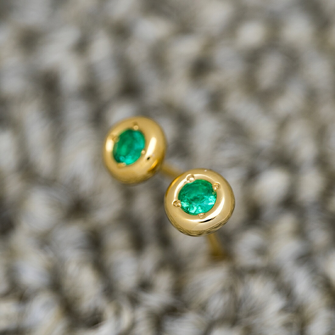 umu -アム- FINE JEWELRY STUIDIOエメラルド スタッドピアス 「piccolo」pi0369_kanban2.jpg