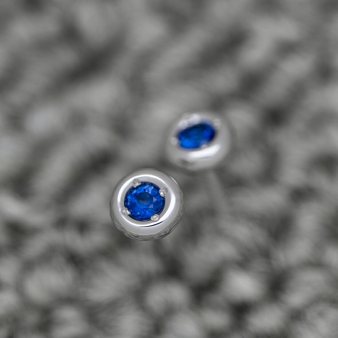 umu -アム- FINE JEWELRY STUIDIOブルーサファイア スタッドピアス 「piccolo」pi0371_kanban2.jpg