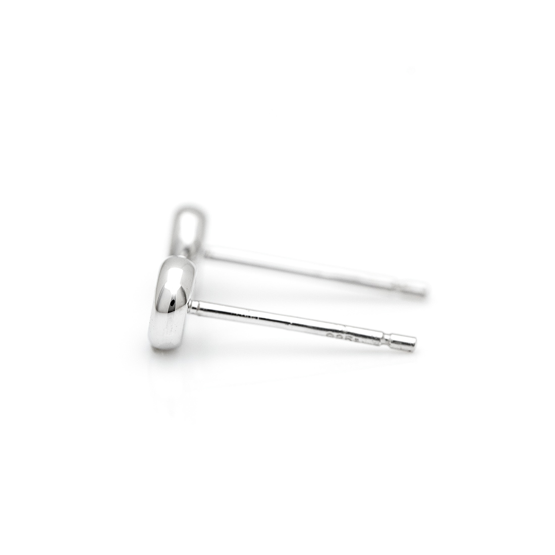 umu -アム- FINE JEWELRY STUIDIOブルーサファイア スタッドピアス 「piccolo」pi0371_y.jpg
