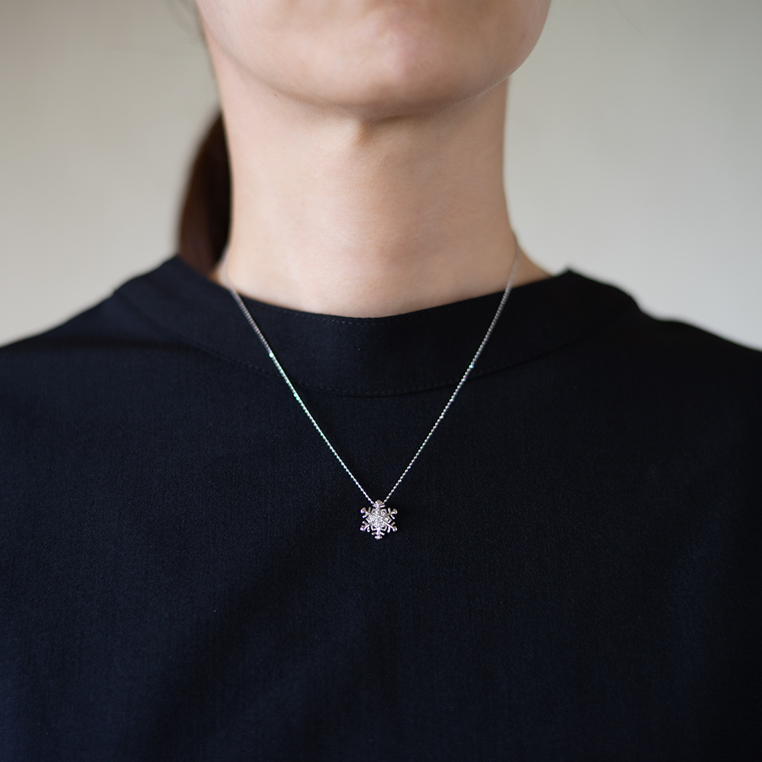 umu -アム- FINE JEWELRY STUIDIOダイヤモンド スノー ペンダントトップpn0046_i2.jpg