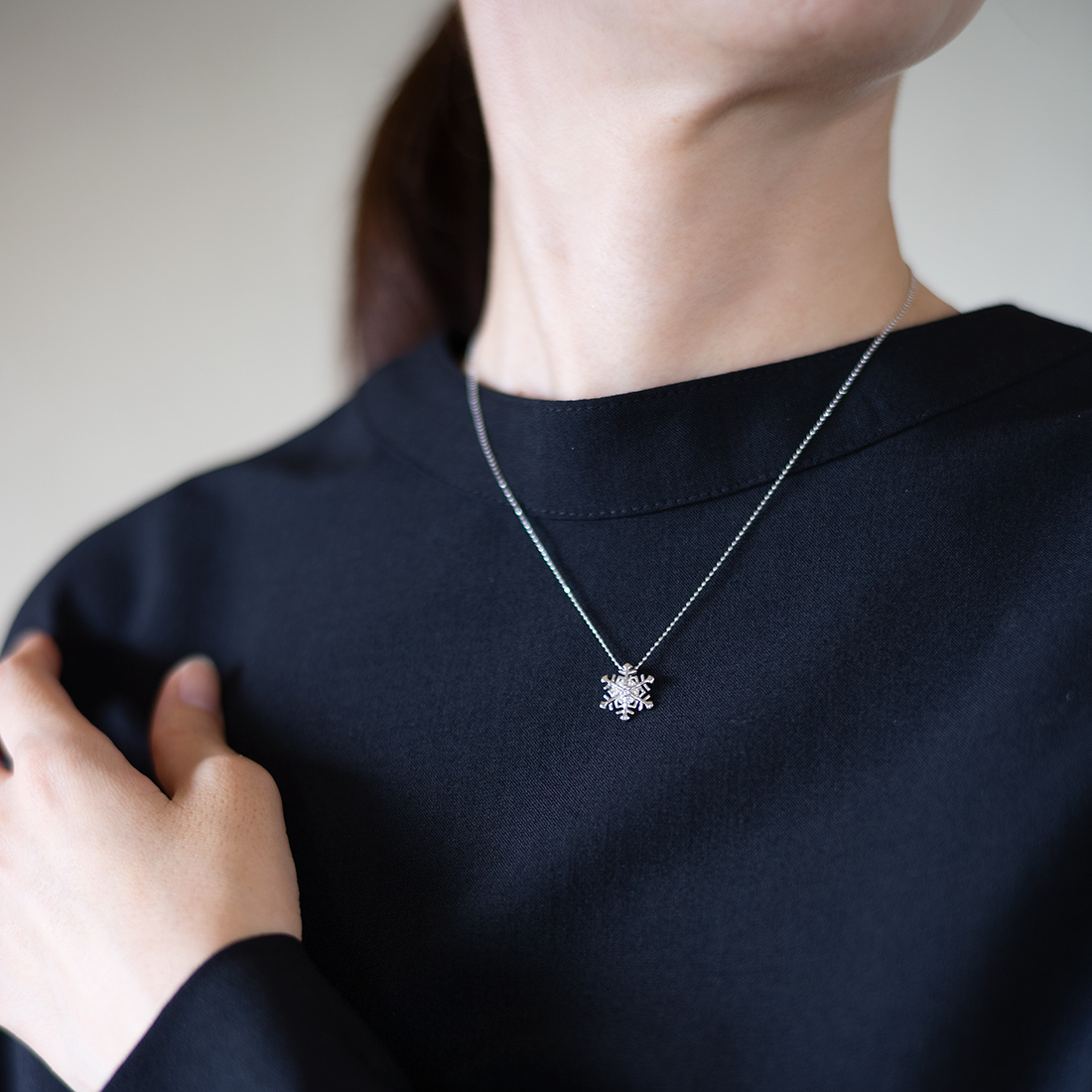 umu -アム- FINE JEWELRY STUIDIOダイヤモンド スノー ペンダントトップpn0046_i3.jpg