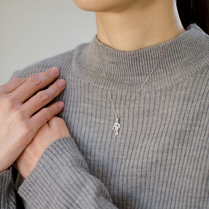 umu -アム- FINE JEWELRY STUIDIOブルートパーズ キーモチーフ ペンダントpn0069_i3.jpg