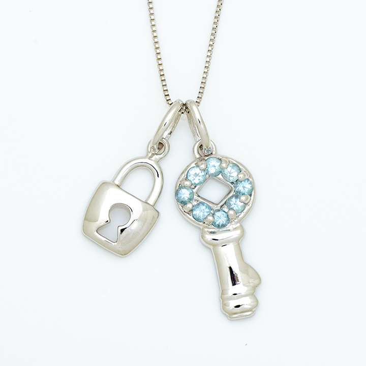 umu -アム- FINE JEWELRY STUIDIOブルートパーズ キーモチーフ ペンダントpn0069_m.jpg