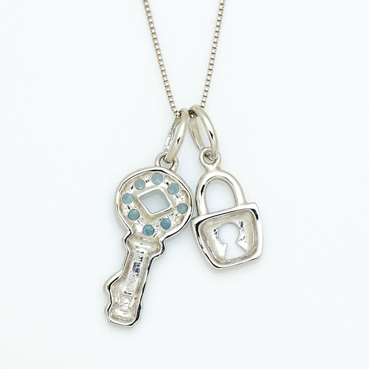 umu -アム- FINE JEWELRY STUIDIOブルートパーズ キーモチーフ ペンダントpn0069_u.jpg