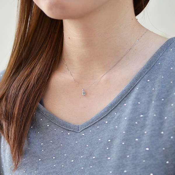 umu -アム- FINE JEWELRY STUIDIOアクアマリン ダイヤモンド ペンダント 「chiarita」pn0079_i2.jpg