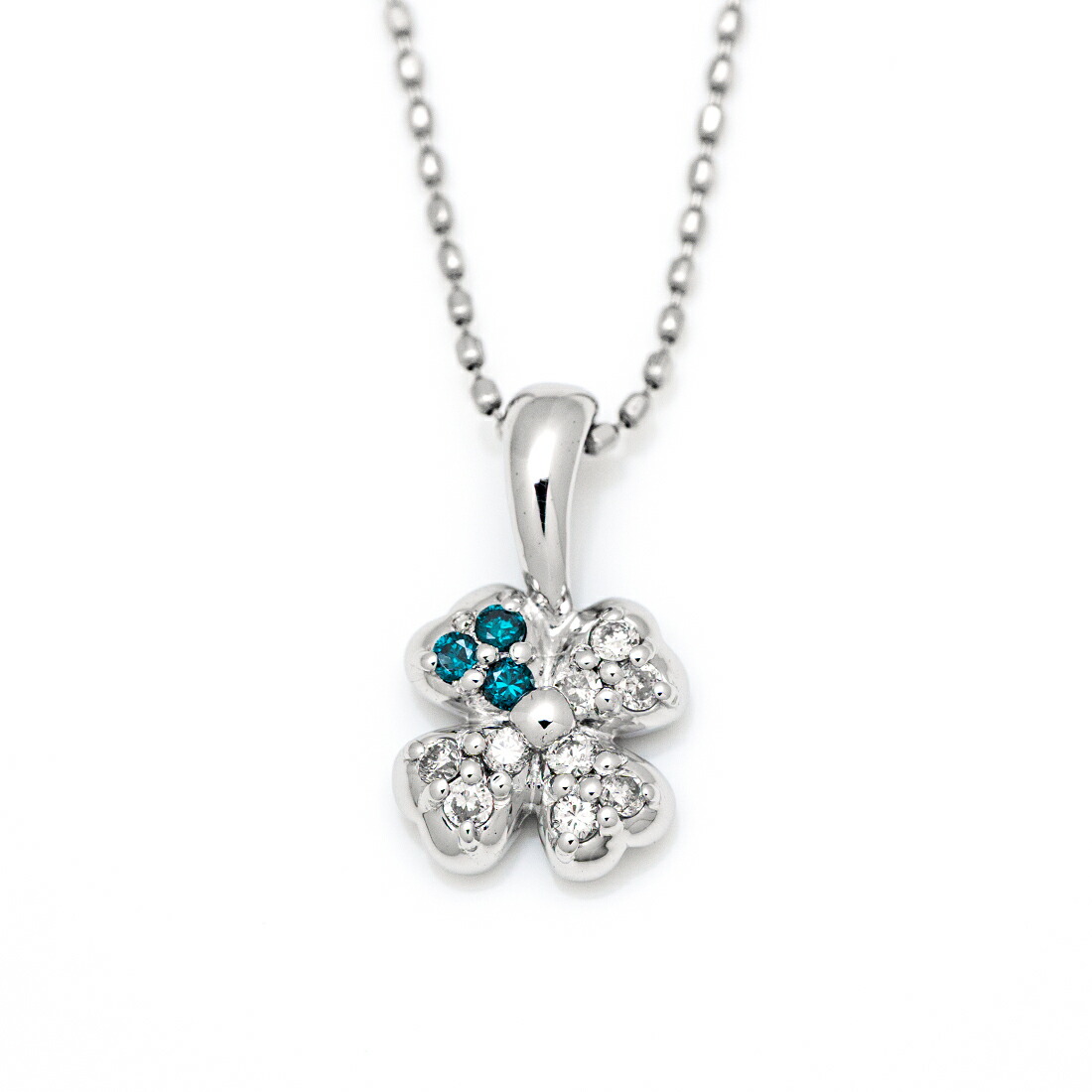 umu -アム- FINE JEWELRY STUIDIOダイヤモンド ブルーダイヤモンド クローバーモチーフ ペンダントトップpn0088_m.jpg