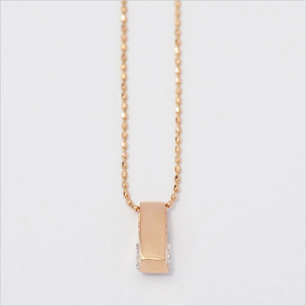 umu -アム- FINE JEWELRY STUIDIOK18 キュービックジルコニア ペンダントトップpn0108_u.jpg