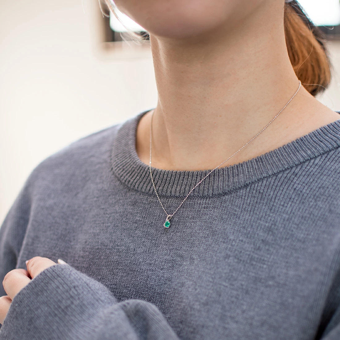 umu -アム- FINE JEWELRY STUIDIOエメラルド ダイヤモンド ペンダントトップ 「chiarita」pn0112_i3.jpg
