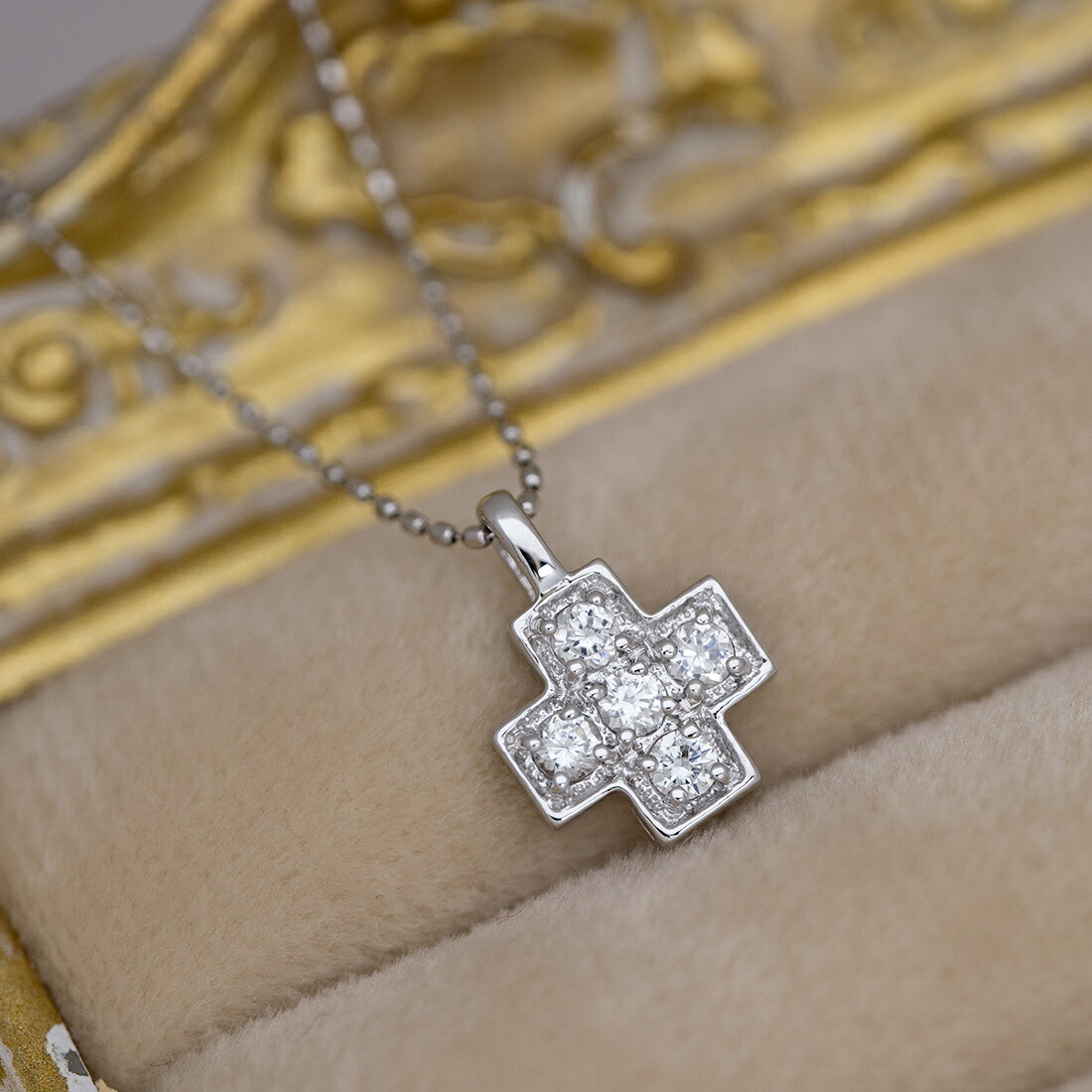 umu -アム- FINE JEWELRY STUIDIOダイヤモンド クロスモチーフ ペンダントトップpn0120_kanban2.jpg