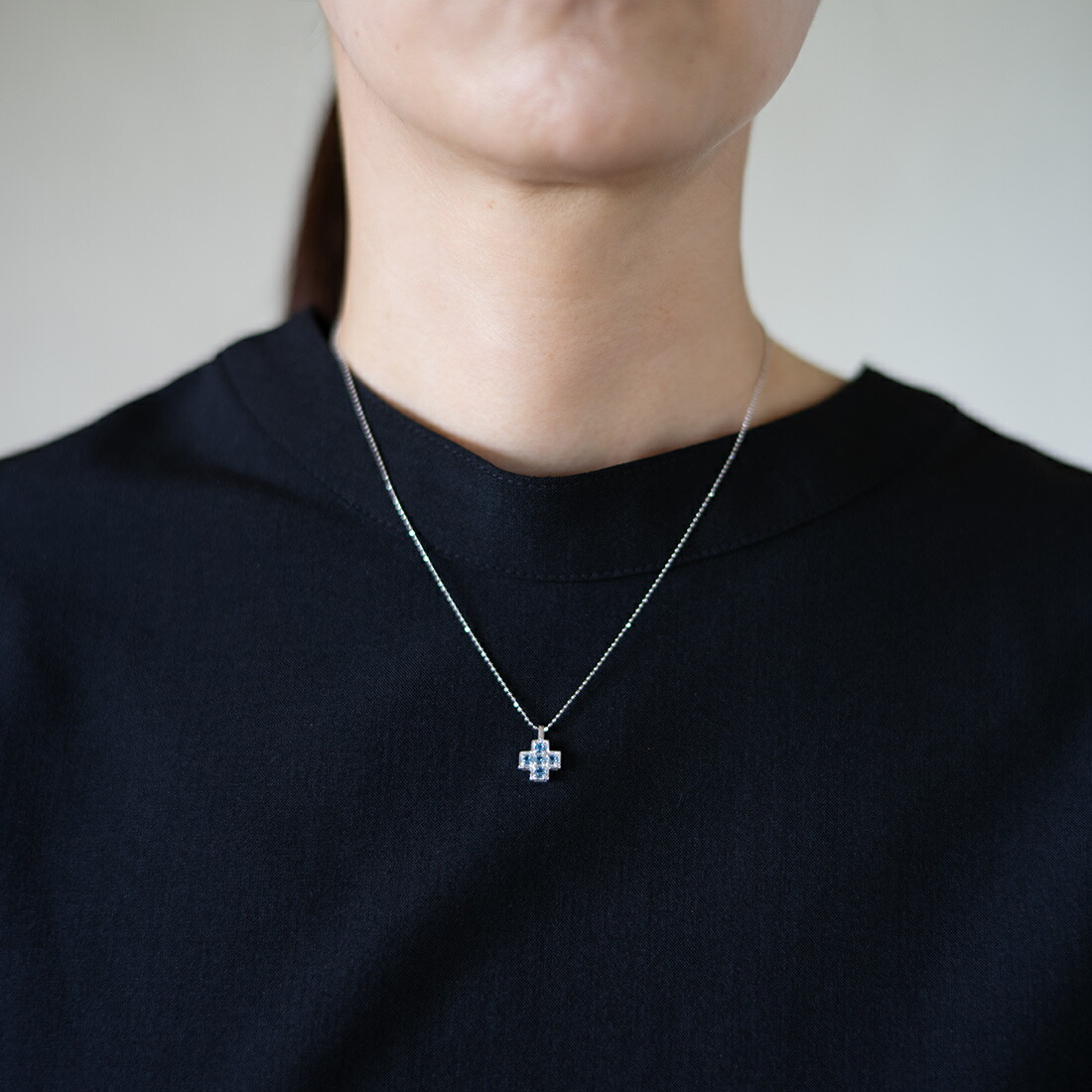 umu -アム- FINE JEWELRY STUIDIOサンタマリアアクアマリン クロスモチーフ ペンダントトップpn0121_i2.jpg