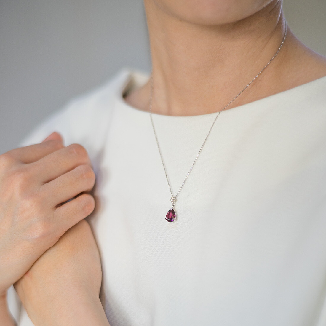umu -アム- FINE JEWELRY STUIDIOロードライトガーネット ダイヤモンド ペンダントトップpn0157_i3.jpg