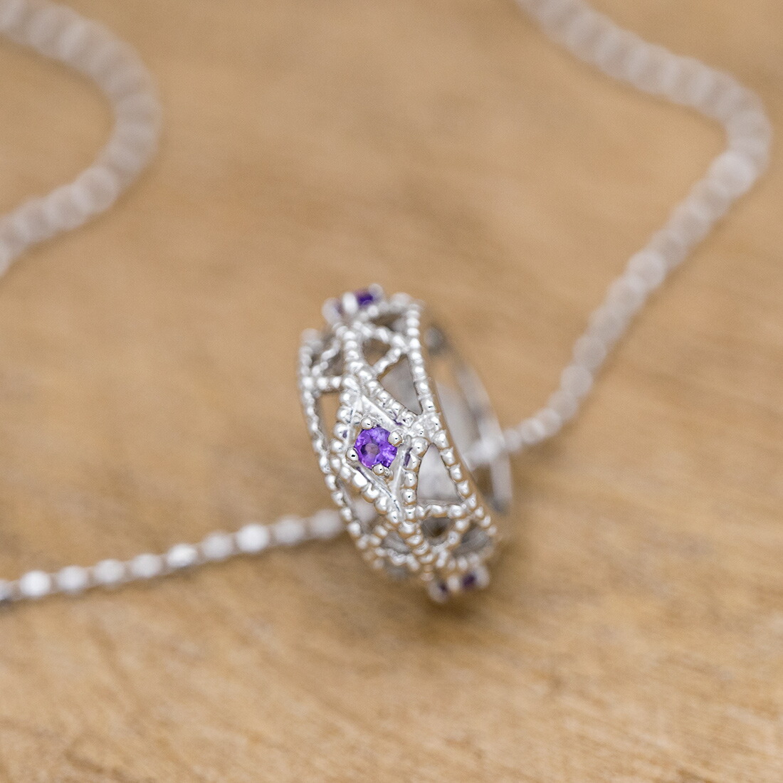 umu -アム- FINE JEWELRY STUIDIOアメシスト ペンダントトップ 「cortile」pn0192_kanban2.jpg