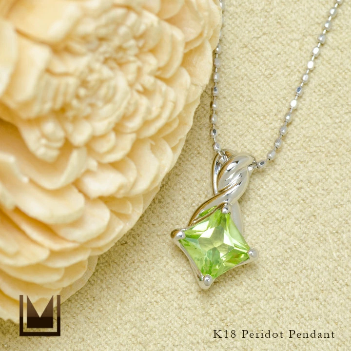 umu -アム- FINE JEWELRY STUIDIOペリドット ペンダントトップ 「liana」pn0205_1.jpg