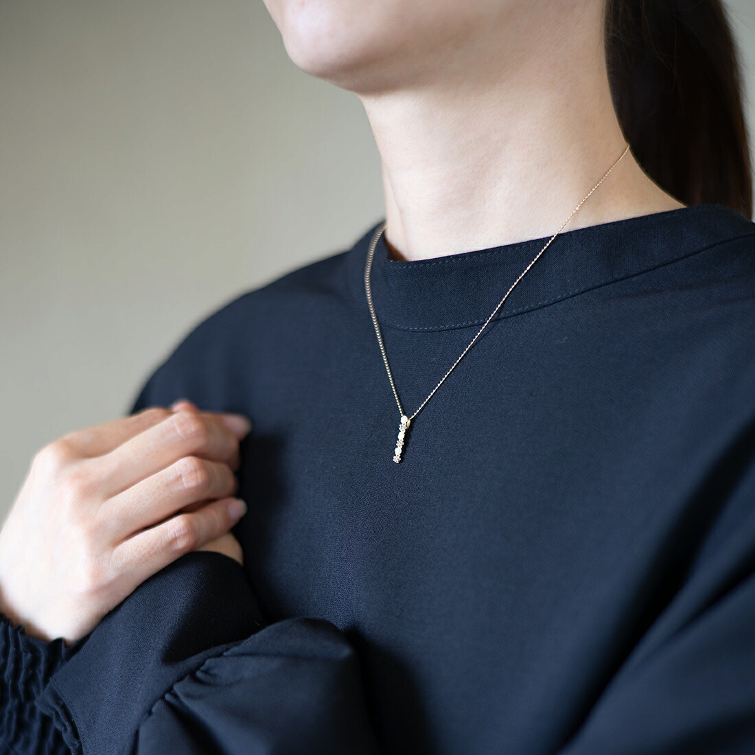 umu -アム- FINE JEWELRY STUIDIOブラウンダイヤモンド バラモチーフ ペンダントトップ 「rosa」pn0249_i3.jpg