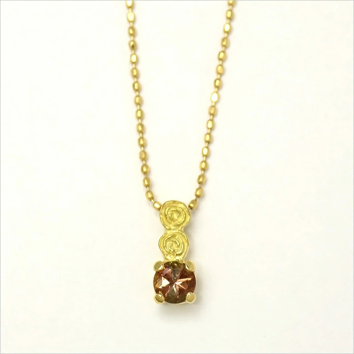 umu -アム- FINE JEWELRY STUIDIOK18 アンダルサイト バラモチーフ ペンダントトップ 「rosa」pn0252_m.jpg