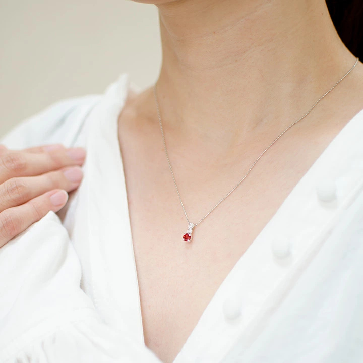 umu -アム- FINE JEWELRY STUIDIOアンデシン バラモチーフ ペンダントトップ 「rosa」pn0253_i3.jpg