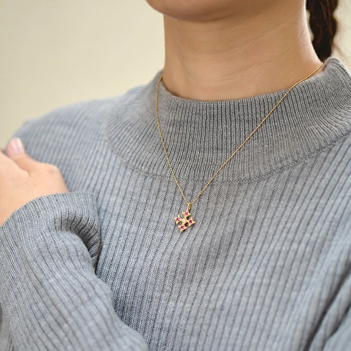 umu -アム- FINE JEWELRY STUIDIOルビー ダイヤ クロス ペンダントトップ 「alone」pn0266_i3.jpg