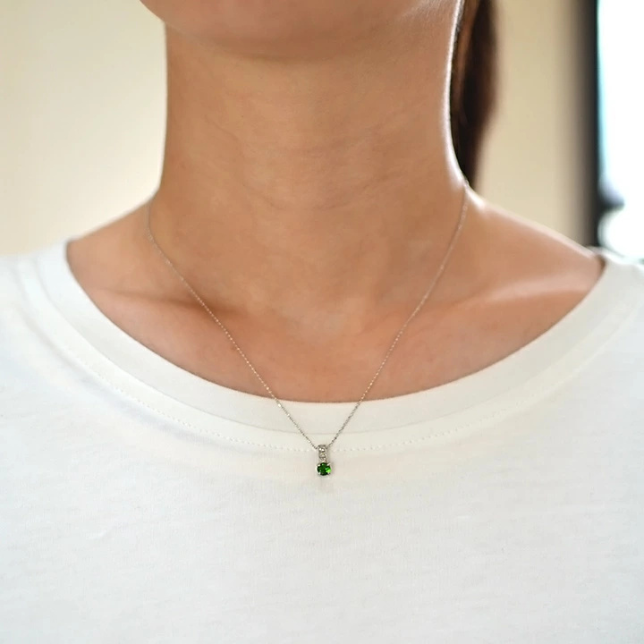 umu -アム- FINE JEWELRY STUIDIOクロムダイオプサイト ダイヤ ペントップ 「fiorito」pn0268_i2.jpg