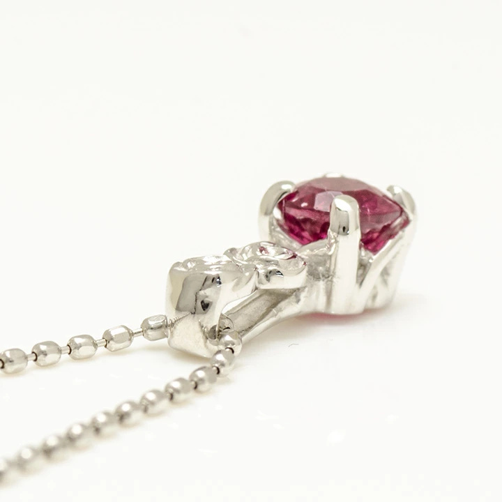 umu -アム- FINE JEWELRY STUIDIOルベライト バラモチーフ ペンダントトップ 「rosa」pn0271_s.jpg