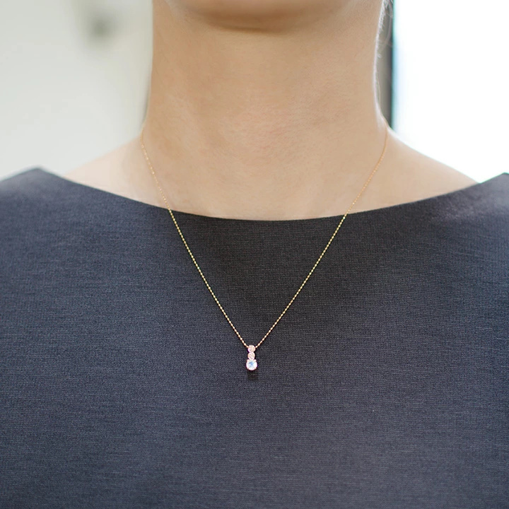 umu -アム- FINE JEWELRY STUIDIOブルームーンストーン バラ ペンダントトップ 「rosa」pn0272_i2.jpg