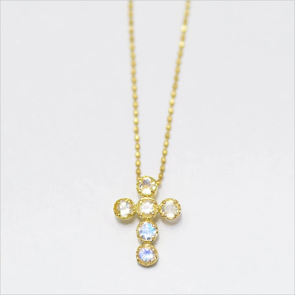 umu -アム- FINE JEWELRY STUIDIOブルームーンストーン クロス ペンダントトップ 「dolce」pn0284_m.jpg