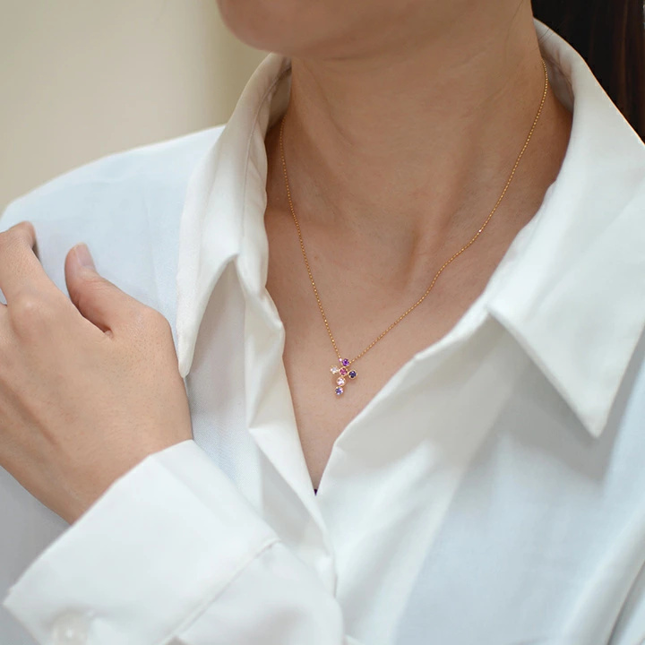 umu -アム- FINE JEWELRY STUIDIOスイートカラー クロスモチーフ ペンダントトップ 「dolce」pn0285_i3.jpg