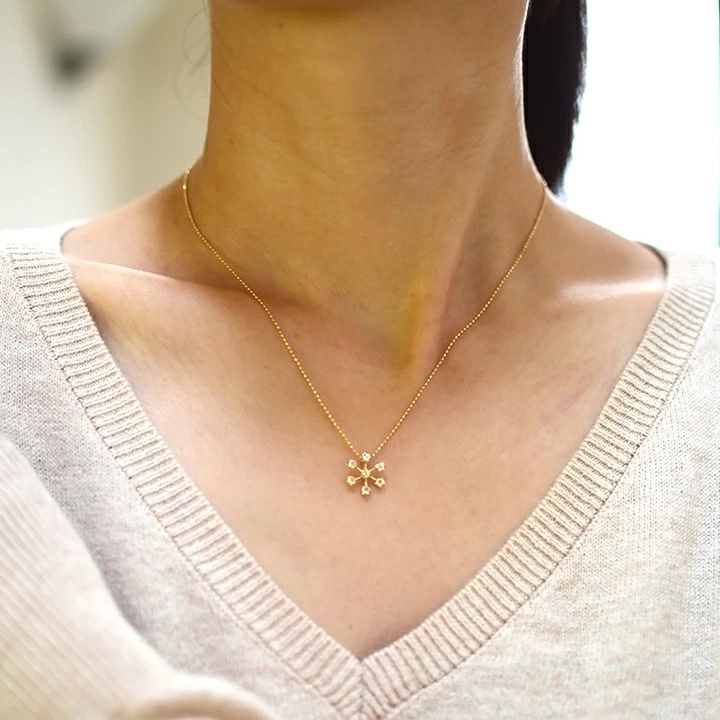 umu -アム- FINE JEWELRY STUIDIOブルームーンストーン ダイヤモンド ペンダントトップ 「neve」pn0295_i3.jpg