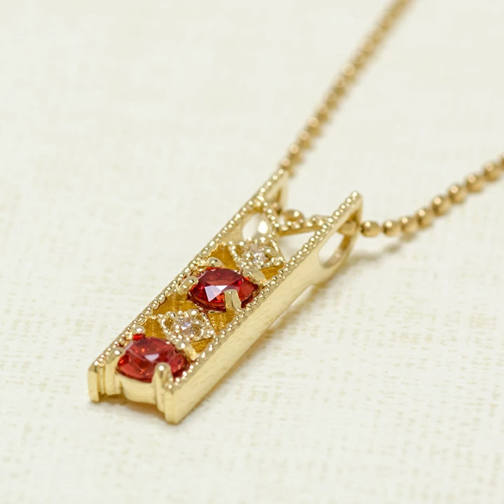 umu -アム- FINE JEWELRY STUIDIOレディッシュサファイア ダイヤ ペントップ 「blonda」pn0300_kanban2.jpg