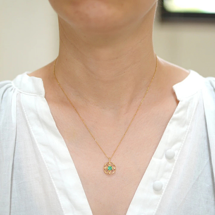 umu -アム- FINE JEWELRY STUIDIOエメラルド ダイヤモンド ペンダントトップ 「valzer」pn0307_i2.jpg