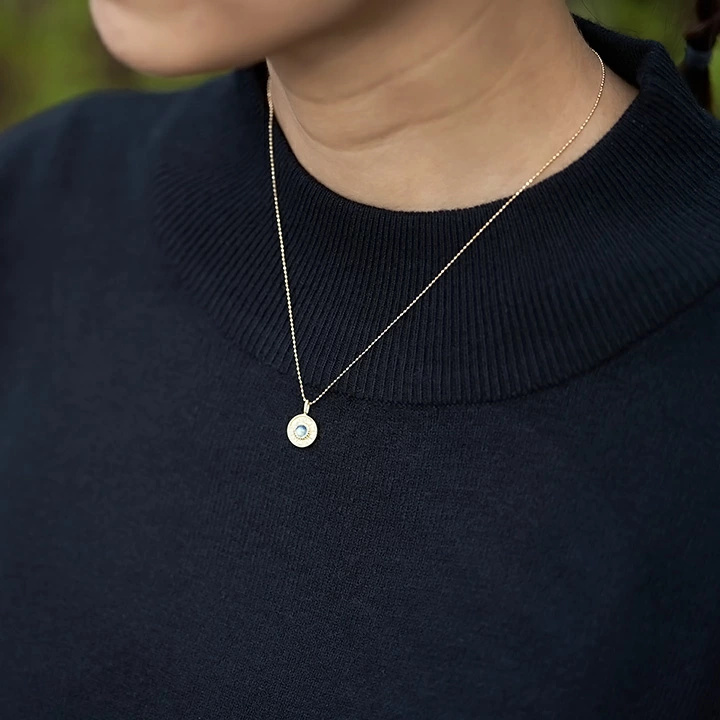 umu -アム- FINE JEWELRY STUIDIOブルームーンストーン ダイヤ ペンダントトップ 「cosmo」pn0316_i2.jpg