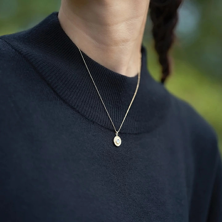 umu -アム- FINE JEWELRY STUIDIOブルームーンストーン ダイヤ ペンダントトップ 「cosmo」pn0316_i3.jpg