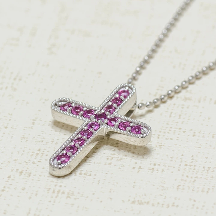 umu -アム- FINE JEWELRY STUIDIOピンクサファイア クロス ペンダントトップ 「croce」pn0335_kanban2.jpg