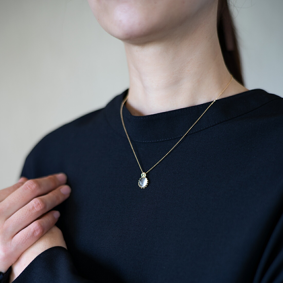 umu -アム- FINE JEWELRY STUIDIOムーンストーン ダイヤモンド ペンダントトップ 「doma」pn0359_i3.jpg