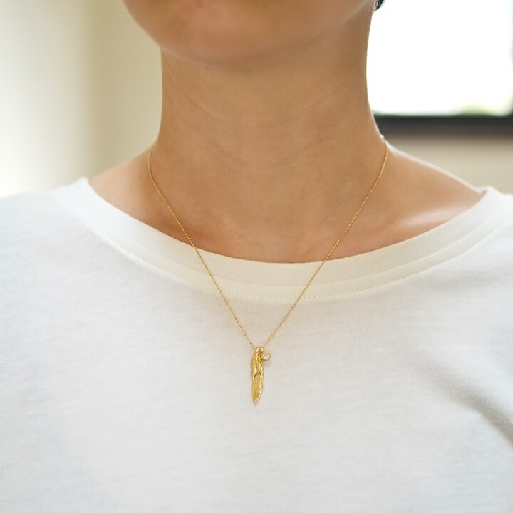 umu -アム- FINE JEWELRY STUIDIOK18 ダイヤモンド フェザー ペンダント 「egretta」pn0367_i2.jpg