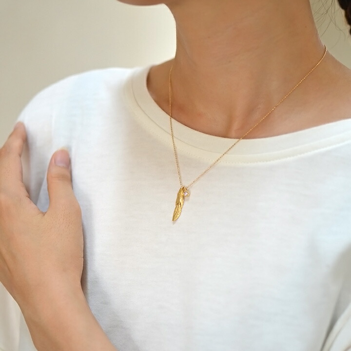 umu -アム- FINE JEWELRY STUIDIOK18 ダイヤモンド フェザー ペンダント 「egretta」pn0367_i3.jpg
