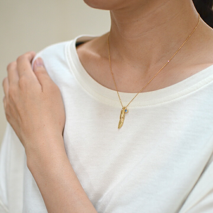 umu -アム- FINE JEWELRY STUIDIOK18 サンタマリアアクアマリン フェザー ペンダント 「egretta」pn0380_i3.jpg