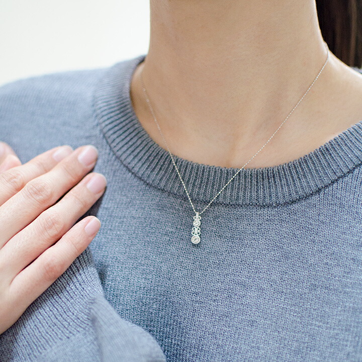 umu -アム- FINE JEWELRY STUIDIOK18 モルガナイト ペンダントトップ 「fata」pn0399_i3.jpg