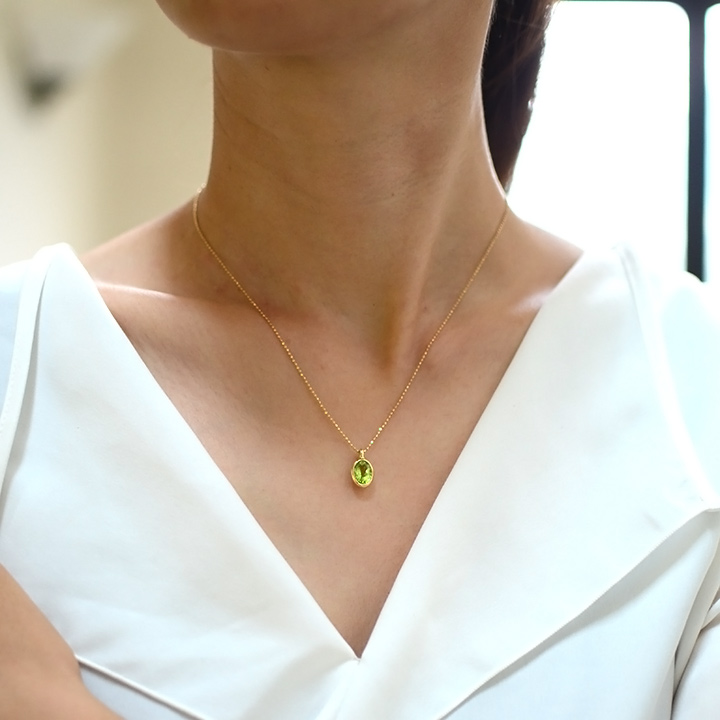 umu -アム- FINE JEWELRY STUIDIOペリドット ペンダントトップ 「ignudo」pn0405_i3.jpg