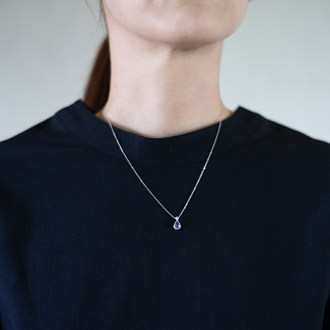 umu -アム- FINE JEWELRY STUIDIOタンザナイト ダイヤモンド ペンダントトップ 「goccia」pn0422_i2.jpg