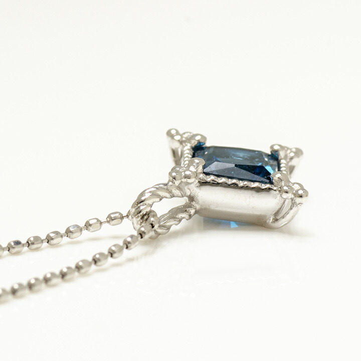 umu -アム- FINE JEWELRY STUIDIOK18 ロンドンブルートパーズ ペンダントトップ 「ialino」pn0427_s.jpg