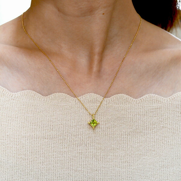 umu -アム- FINE JEWELRY STUIDIOK18 ペリドット ペンダントトップ 「ialino」pn0429_i2.jpg