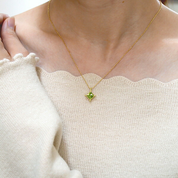 umu -アム- FINE JEWELRY STUIDIOK18 ペリドット ペンダントトップ 「ialino」pn0429_i3.jpg