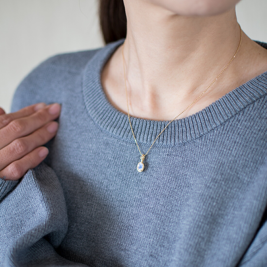 umu -アム- FINE JEWELRY STUIDIOブルームーンストーン ダイヤ ペンダントトップ 「spaiato」pn0452_i3.jpg