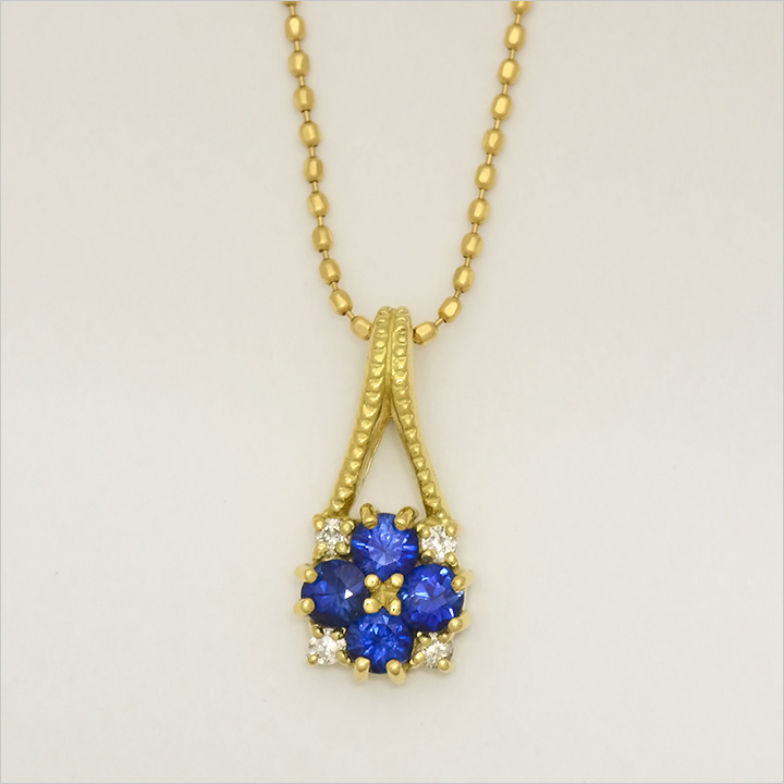 umu -アム- FINE JEWELRY STUIDIOブルーサファイア ダイヤモンド ペンダントトップ 「bouquet」pn0468_m.jpg