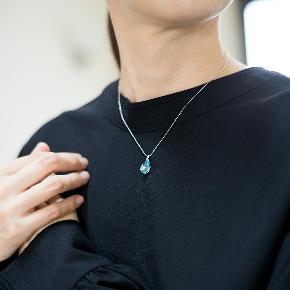 umu -アム- FINE JEWELRY STUIDIOブルートパーズ ペンダントトップpn0496_i3.jpg