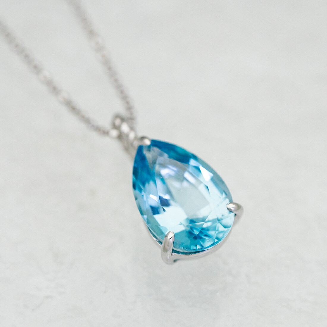 umu -アム- FINE JEWELRY STUIDIOブルートパーズ ペンダントトップpn0496_kanban2.jpg