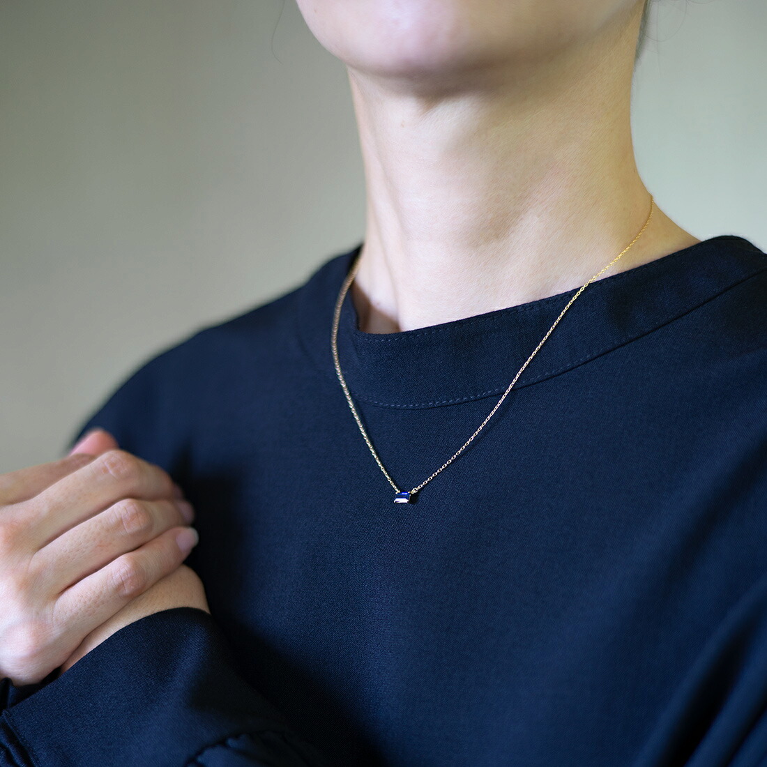 umu -アム- FINE JEWELRY STUIDIOブルーサファイア ネックレス 「formella」pn0542_i3.jpg
