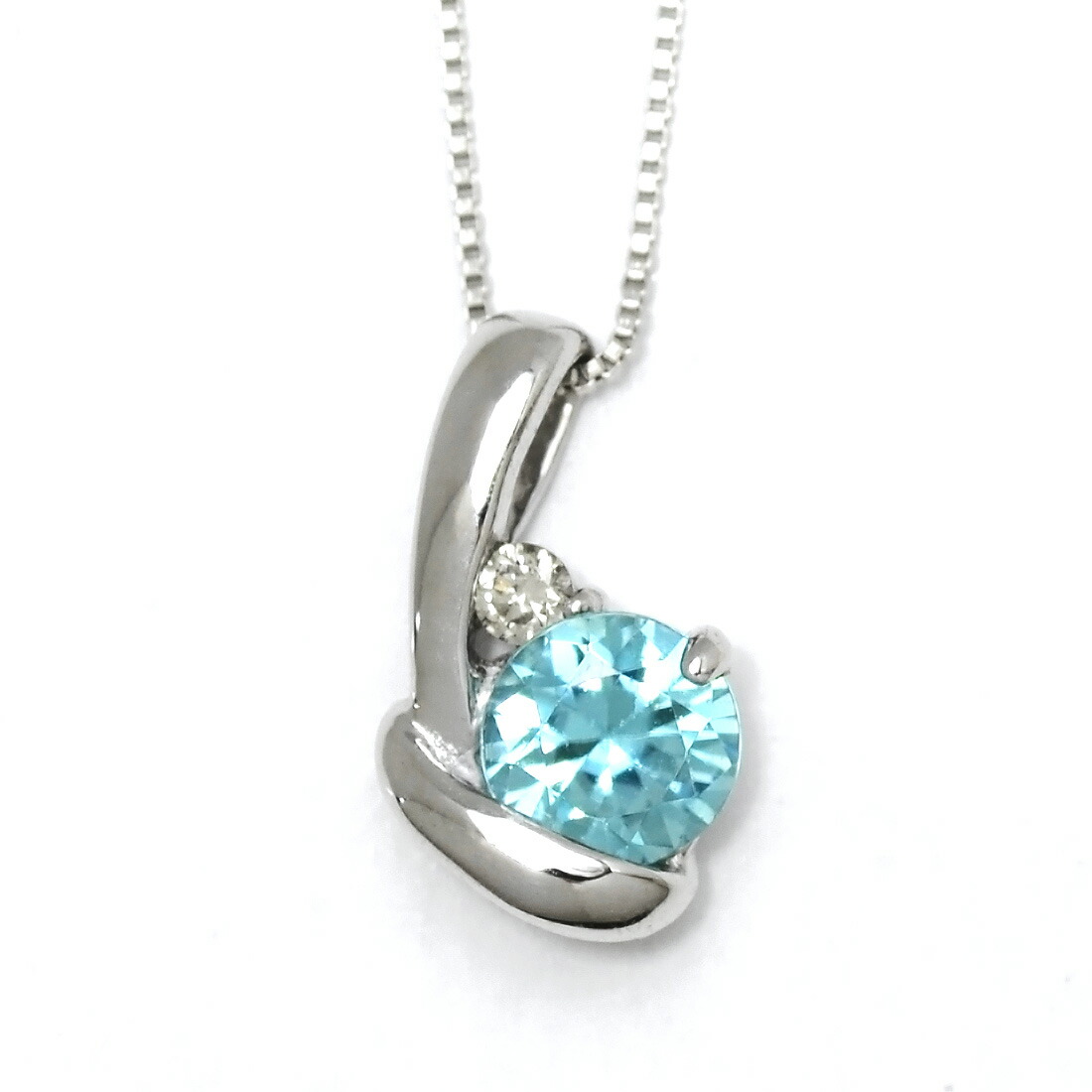 umu -アム- FINE JEWELRY STUIDIOブルージルコン ダイヤモンド ペンダントトップ 「chiarita」imgrc0074955639.jpg