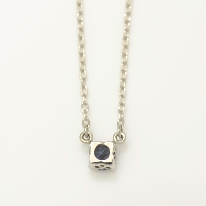 umu -アム- FINE JEWELRY STUIDIOK18 カラーチェンジガーネット ネックレス 「luna」pn0557_u.jpg